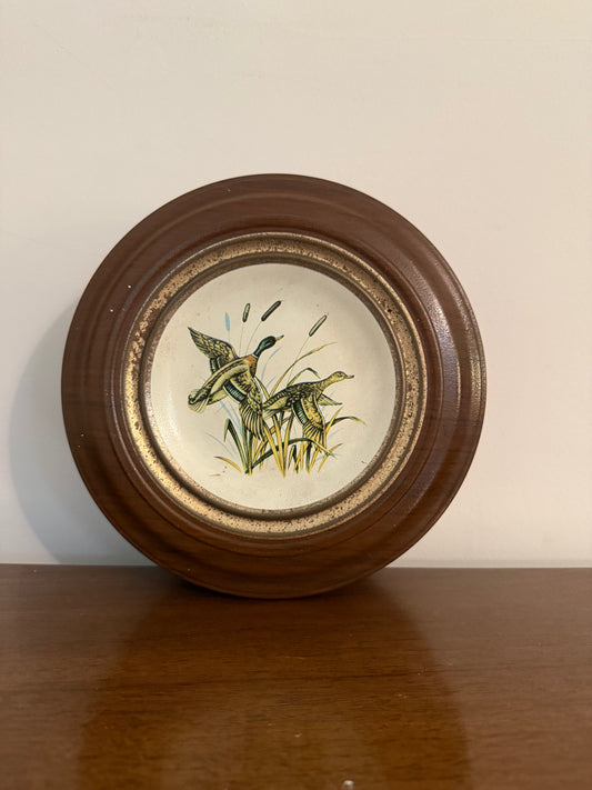 Round Tin  | Thrift Picks